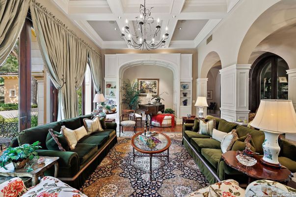 Chandelier, Interior, Living room, Piano, Recessed Lighting