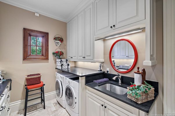 Interior, Washer