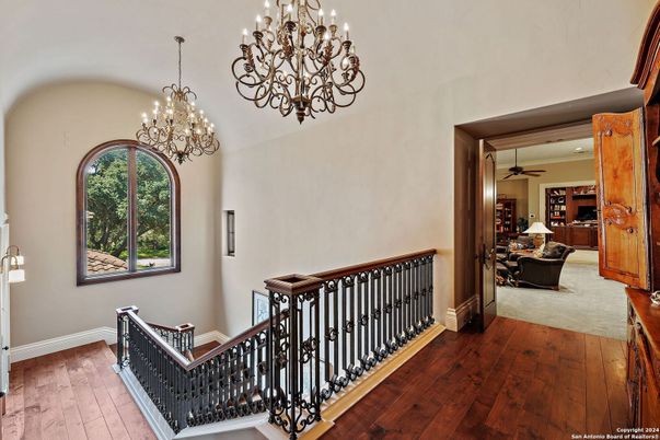 Chandelier, Interior, Recessed Lighting, Wood Texture Flooring