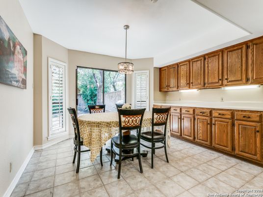 Dining room, Interior, Pendant Lights