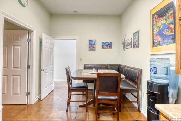 Dining room, Interior