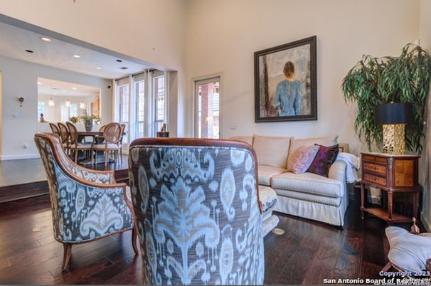 Dining room, Interior, Living room, Pendant Lights, Recessed Lighting, Wood Texture Flooring