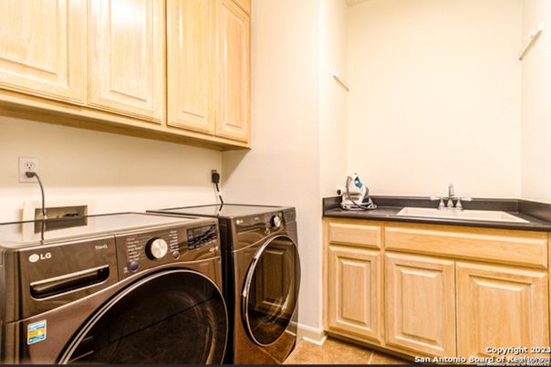 Interior, Washer