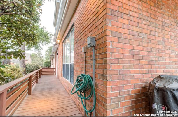 Exterior, Wood Texture Flooring