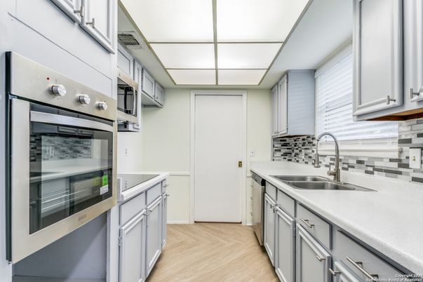 Interior, Kitchen, Stainless Steel Appliances, Wood Texture Flooring