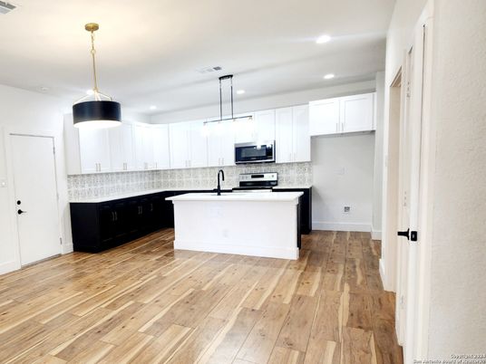 Interior, Kitchen, Pendant Lights, Recessed Lighting, Wood Texture Flooring