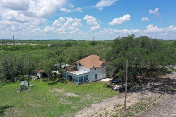 Exterior, Drone