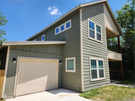 Attached, Exterior, Facade, None