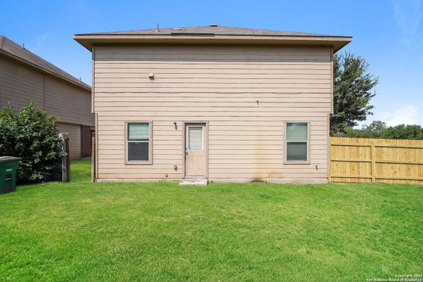 Backyard, Exterior