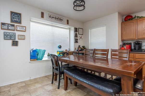 Dining room, Interior