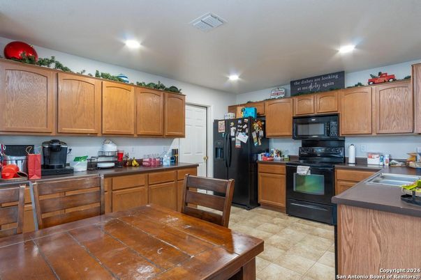Interior, Kitchen, Recessed Lighting