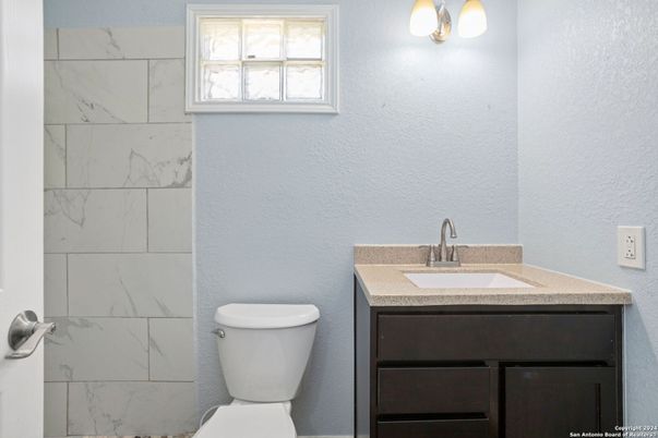 Bathroom, Interior, Marble Walls