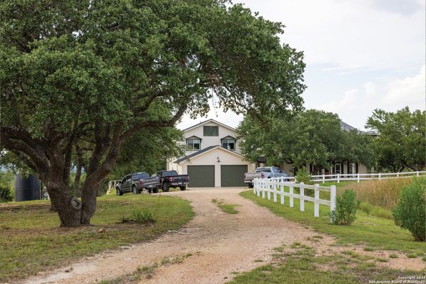 Backyard, Detached Garage, Exterior