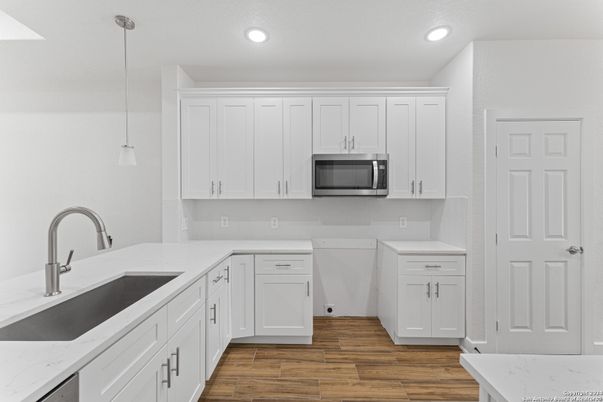 Interior, Kitchen, Pendant Lights, Recessed Lighting, Wood Texture Flooring