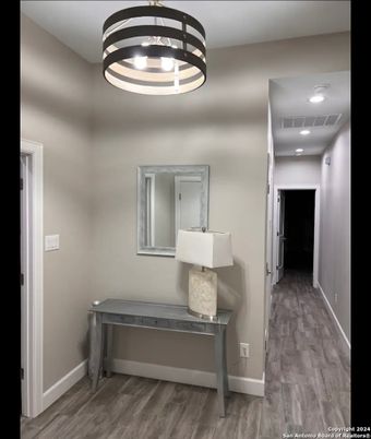 Interior, Pendant Lights, Recessed Lighting, Wood Texture Flooring