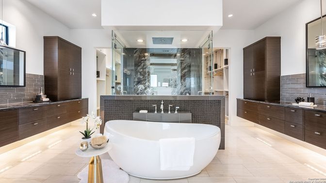 Bathroom, Dual Sink Vanities, Free Standing Baths, Glass Shower, Interior, Recessed Lighting
