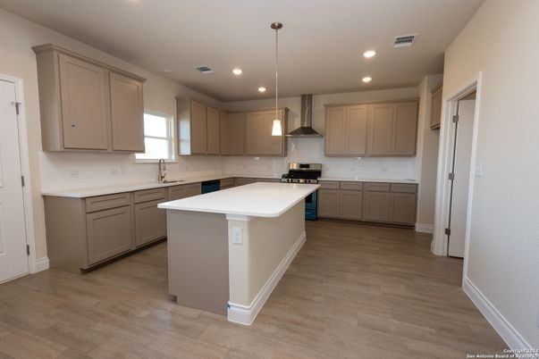 Interior, Kitchen, Pendant Lights, Recessed Lighting, Wood Texture Flooring