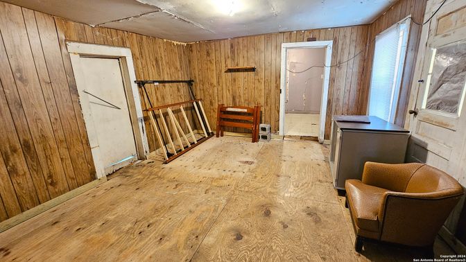 Empty room, Interior, Wood Texture Flooring, Wooden Walls