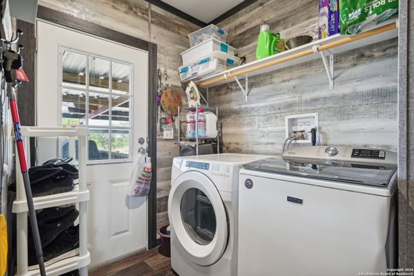 Interior, Washer, Wood Texture Flooring, Wooden Walls