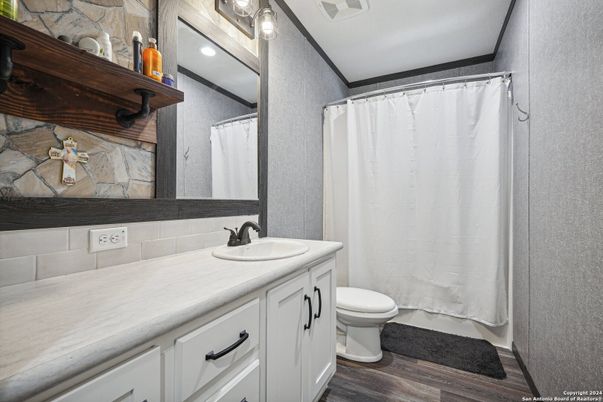Bathroom, Interior, Wood Texture Flooring