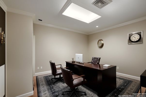 Home Office, Interior, Recessed Lighting, Wood Texture Flooring