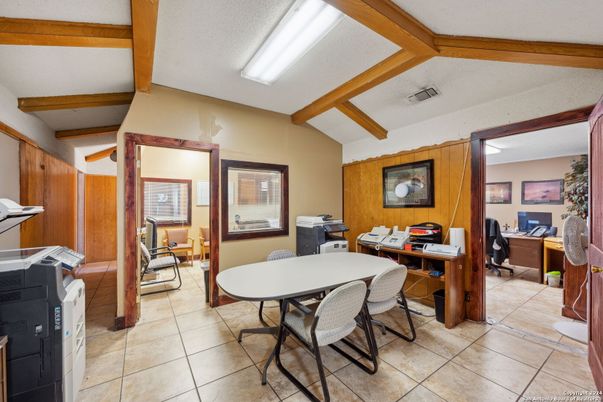 Dining room, Interior, Wooden Beams