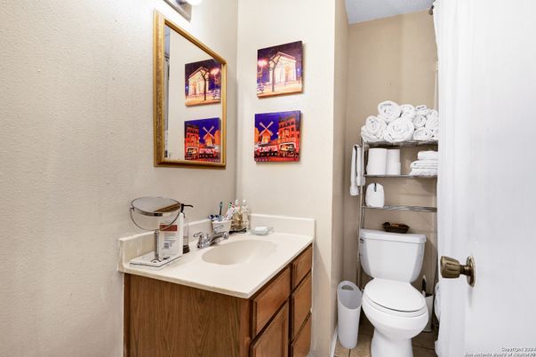 Bathroom, Interior