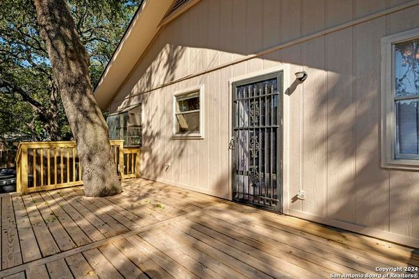 Exterior, Wood Texture Flooring