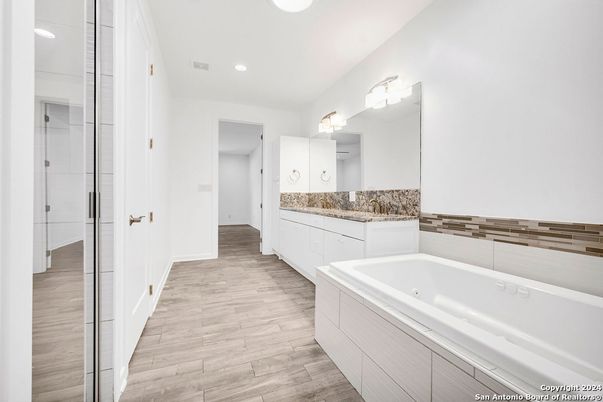 Bathroom, Interior, Recessed Lighting, Wood Texture Flooring
