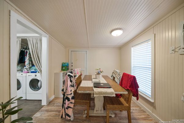 Dining room, Interior, Washer, Wood Texture Flooring