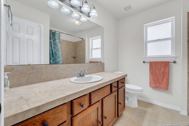 Bathroom, Interior, Tile Countertops