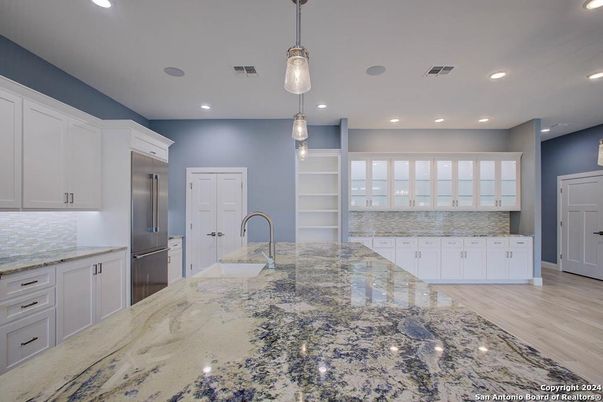 Interior, Kitchen, Pendant Lights, Recessed Lighting, Wood Texture Flooring