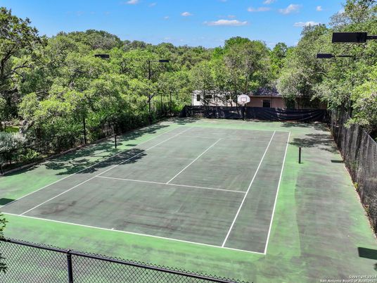Exterior, Tennis Courts