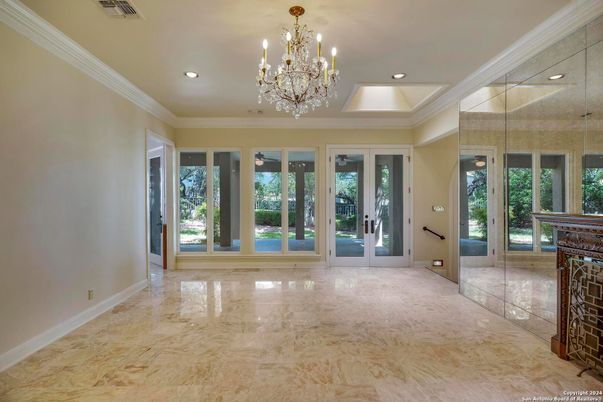 Chandelier, Empty room, Interior, Recessed Lighting