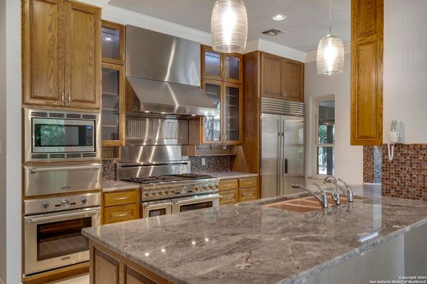 Interior, Kitchen, Pendant Lights, Recessed Lighting, Stainless Steel Appliances