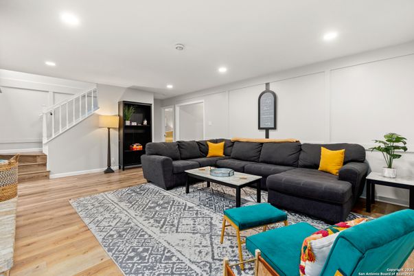 Interior, Living room, Recessed Lighting, Wood Texture Flooring