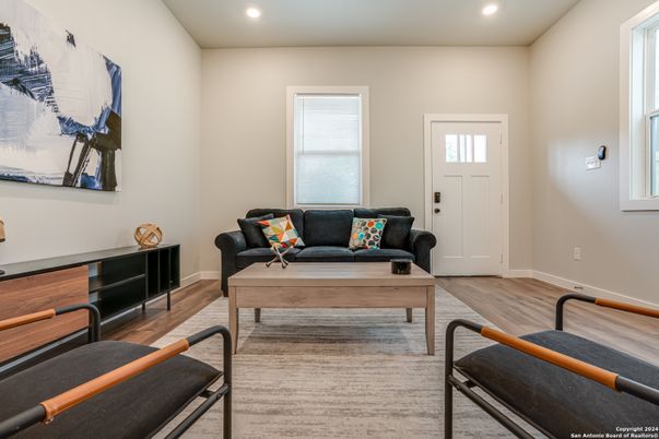 Interior, Living room, Recessed Lighting, Wood Texture Flooring