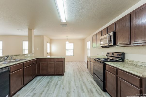 Interior, Kitchen, Pendant Lights, Wood Texture Flooring