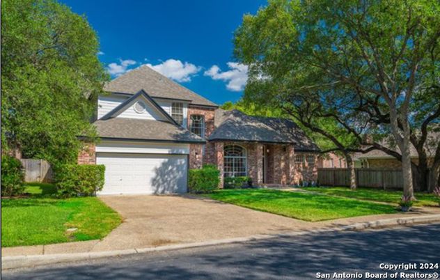 Attached, Exterior, Facade, Brick Facade, French Provincial