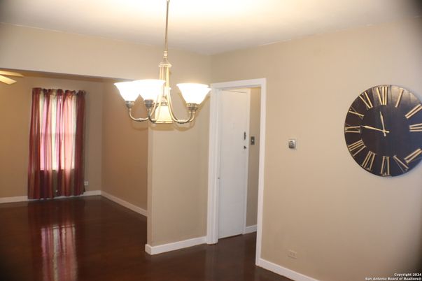 Chandelier, Interior, Wood Texture Flooring