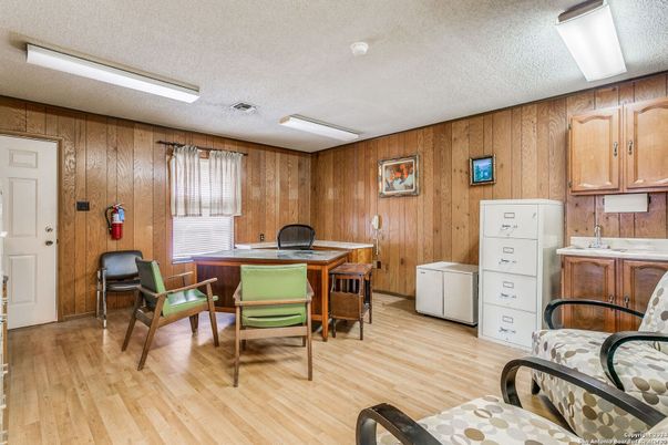 Interior, Kitchen, Wood Texture Flooring, Wooden Walls
