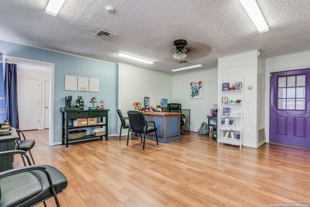 Home Office, Interior, Recessed Lighting, Wood Texture Flooring