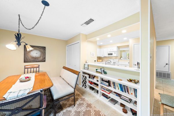 Dining room, Interior, Kitchen, Pendant Lights, Recessed Lighting