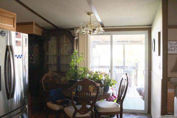 Chandelier, Dining room, Interior