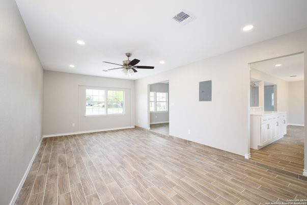 Empty room, Interior, Recessed Lighting, Wood Texture Flooring