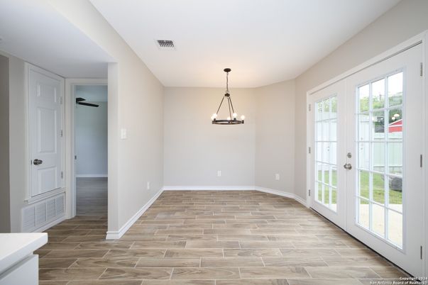 Chandelier, Empty room, Interior, Pendant Lights, Wood Texture Flooring