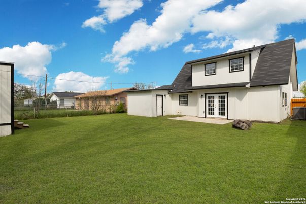 Backyard, Exterior