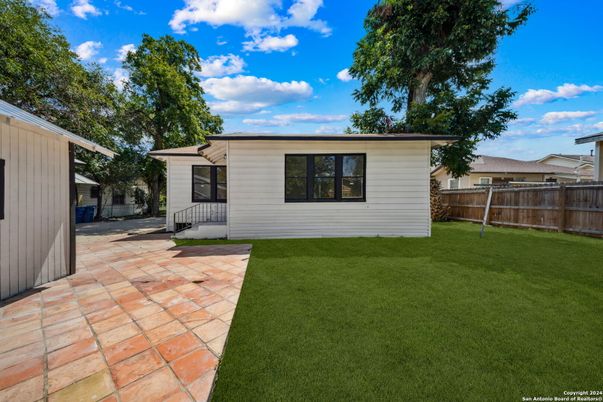 Backyard, Exterior