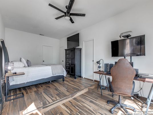 Bedroom, Home Office, Interior, Wood Texture Flooring