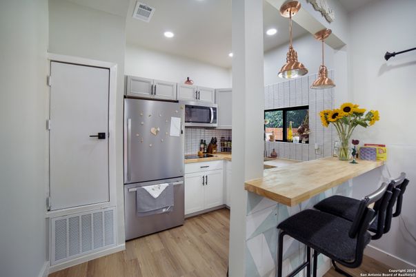 Interior, Kitchen, Pendant Lights, Recessed Lighting, Wood Texture Flooring